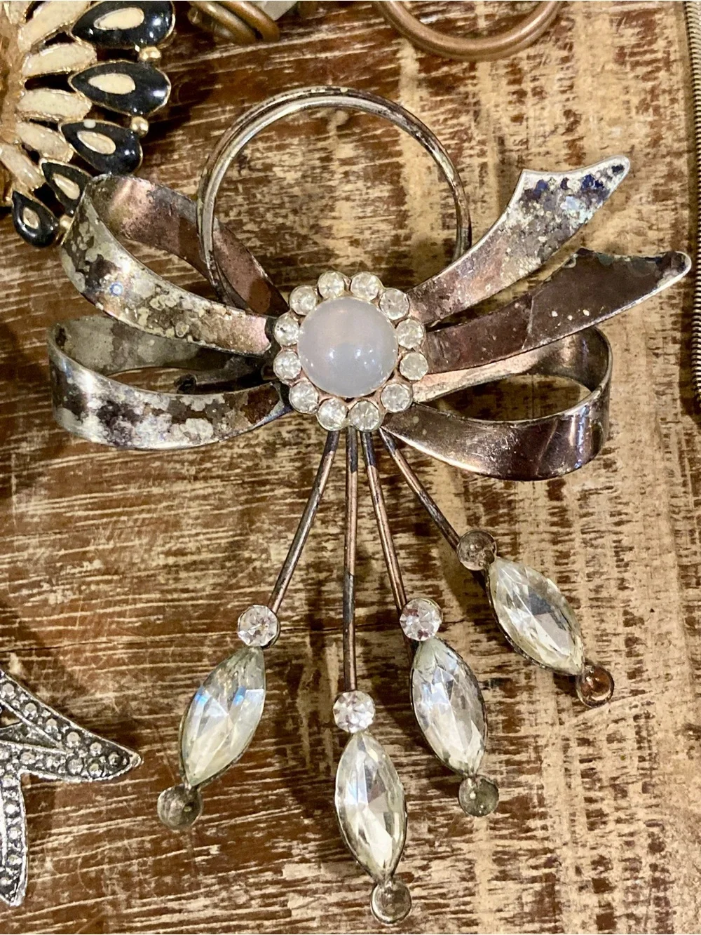 Broken Junk Jewelry Lot for Crafting - Picture 7 of 16